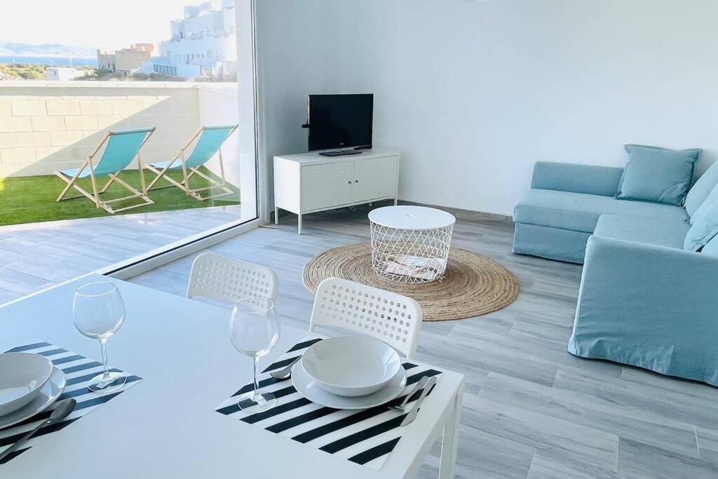 Precioso Apartamento Con Vistas Parciales, Garaje Y Piscina Tarifa Zewnętrze zdjęcie